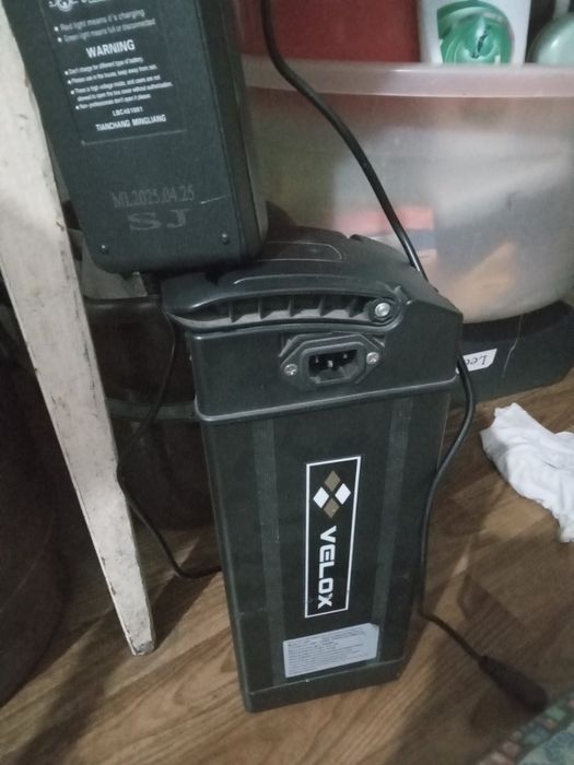 Аккумулятор с зарядкой