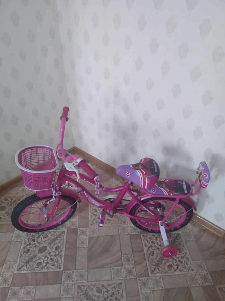 Продам полностью новый велосипед для девочки