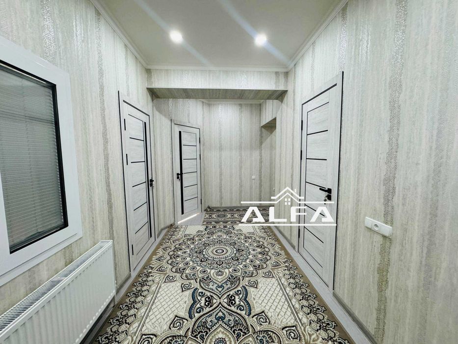 Buxoroda kvartira sotiladi 3 xonali 85m2 2-qavat.