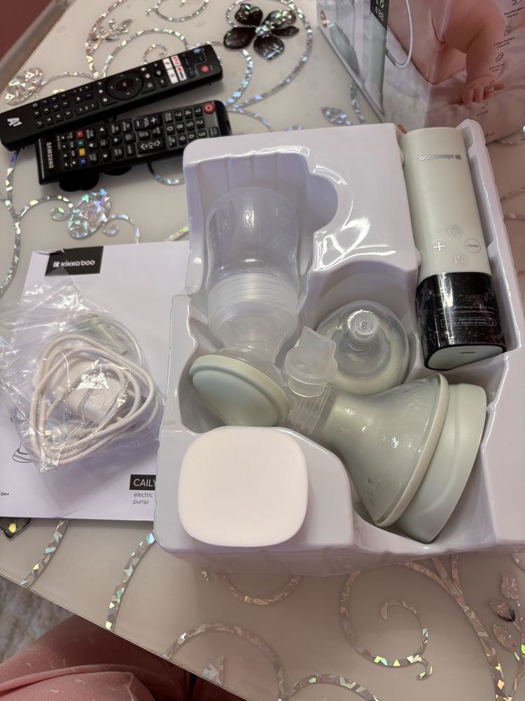 Caily electric breast pump