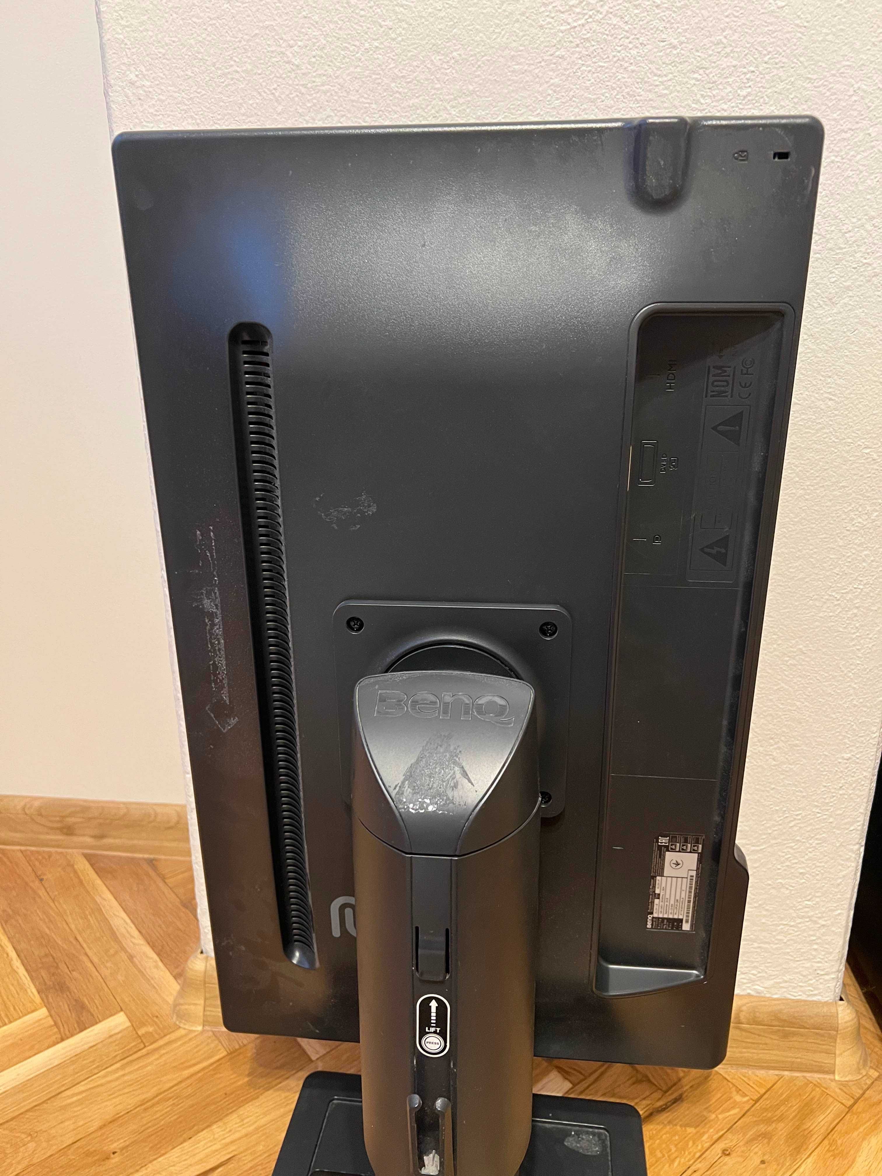 Геймърски монитор BenQ ZOWIE XL2411P 144Hz, 24 inch
