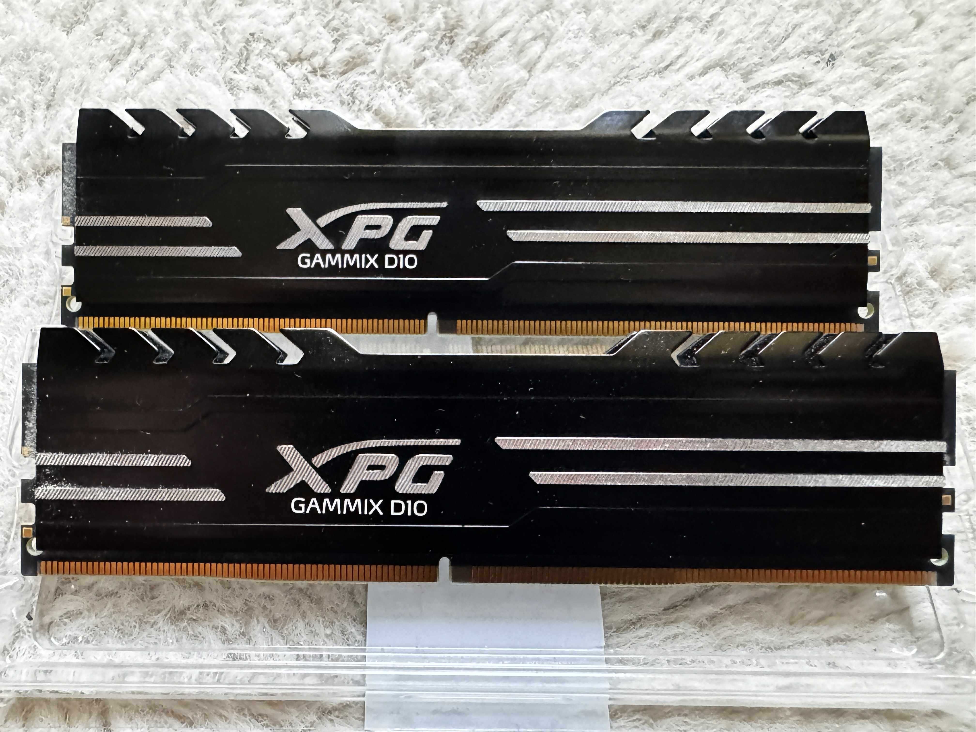 Оперативна памет XPG GAMMIX D10 16GB (2x8GB) DDR4 3200MHz RAM - CL16