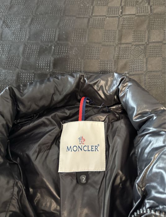geaca moncler maya