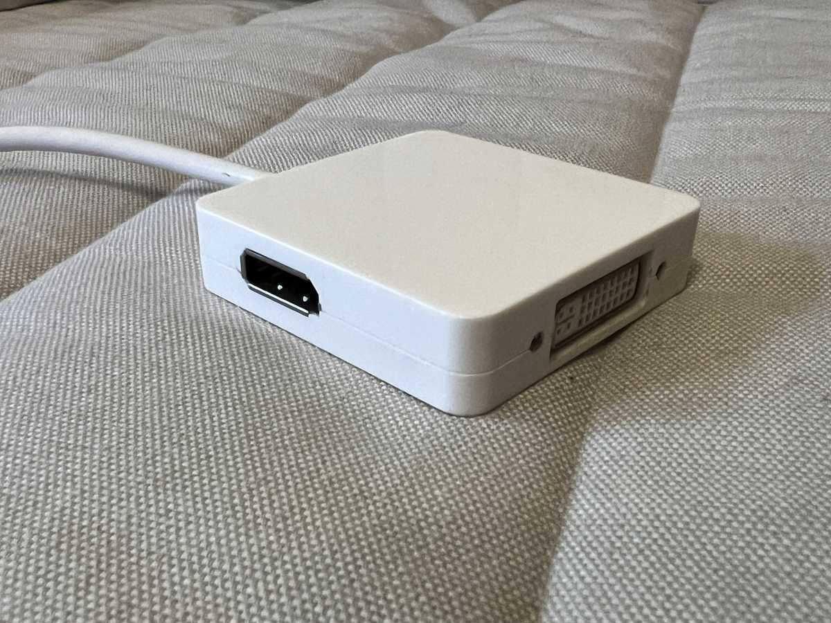 Splitter / Convertor / adaptor mini DisplayPort la HDMI, DVI si DP