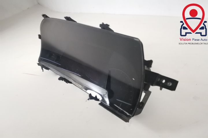 Оригинални Арматурни Табла в Добро Състояние Мерцедес-Бенц / Mercedes-