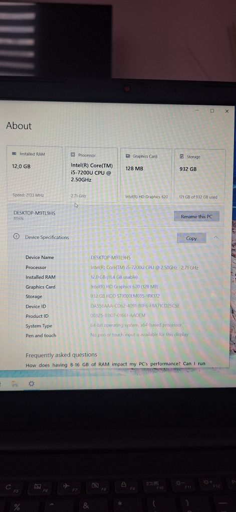 Laptop Lenovo V130-15IKB