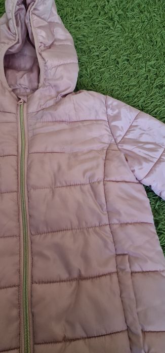 Олекотено яке за момиче