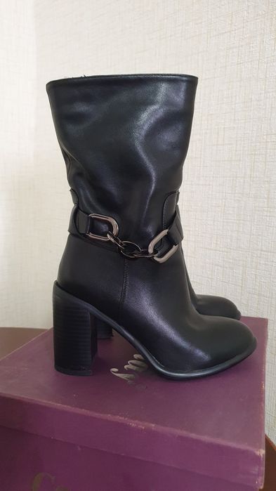 Продам сапоги из натуральной кожи