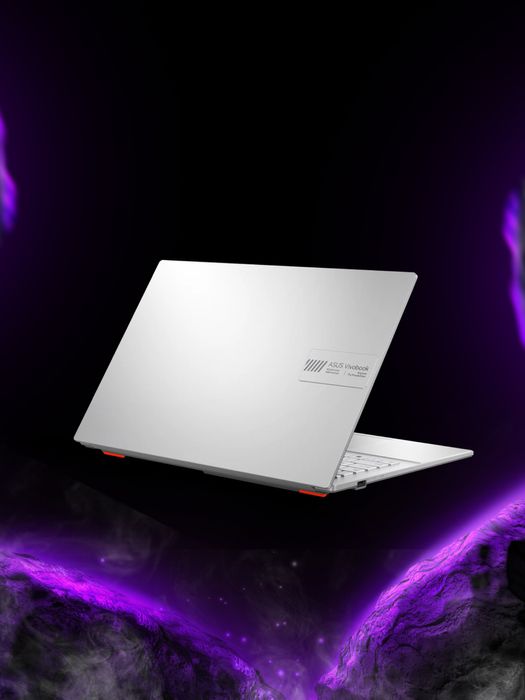 Asus Vivobook 15, R7-5825U, AMD Radeon, 16/ 512GB, 15.6" IPS