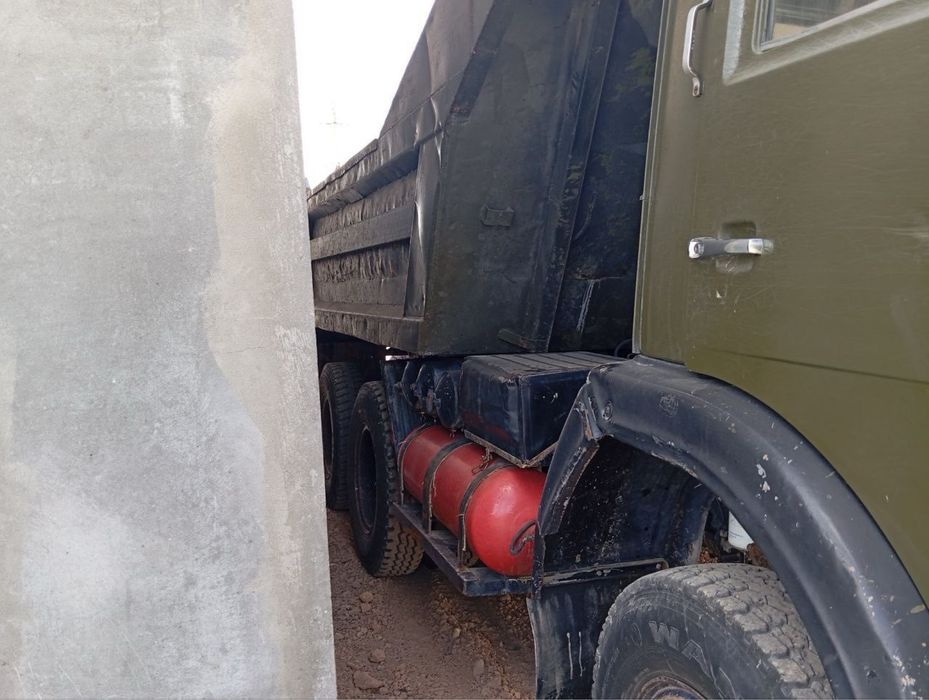Kamaz sotiladi srochno