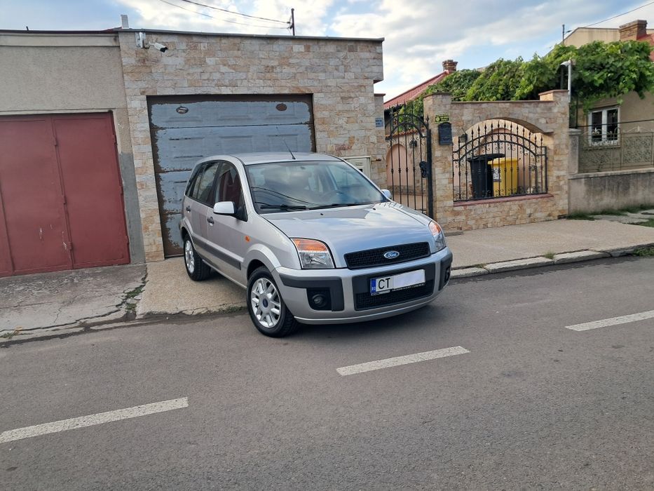 • FORD FUSION • • 88 .000 KM • • UNIC PROPRIETAR  2009 • Stare Ca Nouă