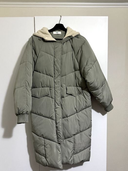 Продам зимнюю куртку