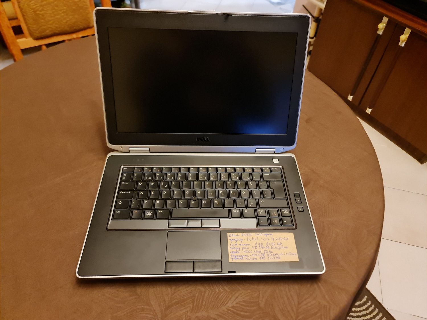 Лаптоп Dell latitude