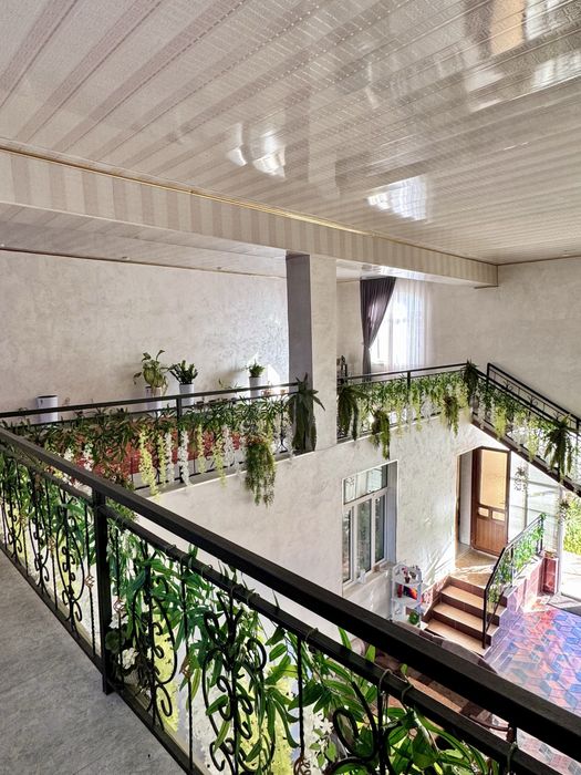 Люкс даражада таъмирланган 2 қаватли ховли Навоий шаҳрида сотилади