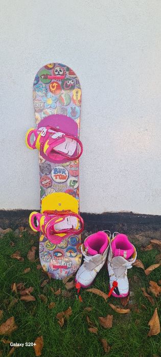 Echipament snowboard  BURTON fete