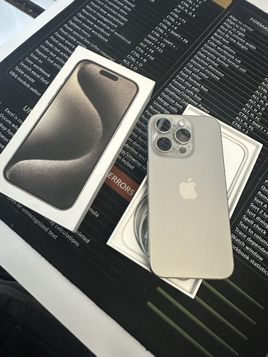iPhone 15 Pro 256 GB – impecabil, fără defecte sau urme de uzură