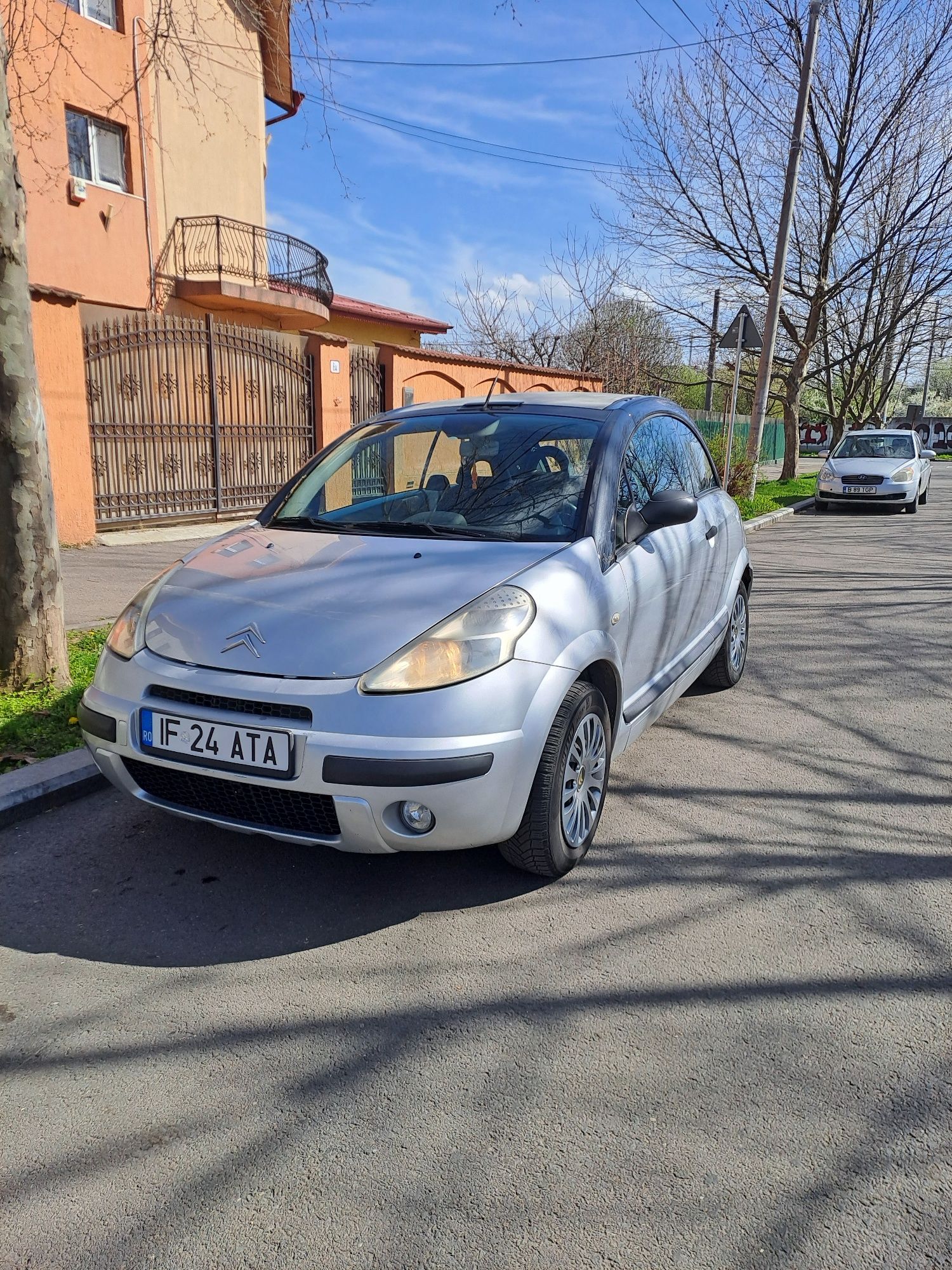 Vând Citroen c3 2005 1.4 diesel cabrio pluriel