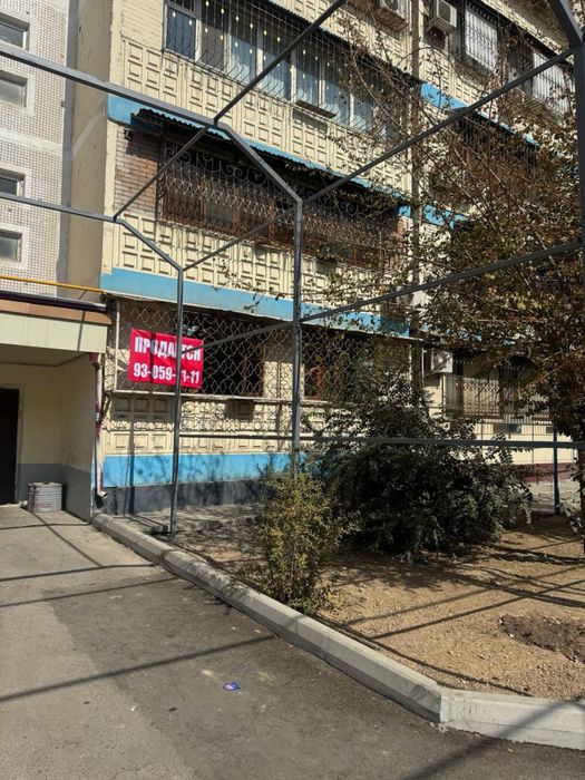 Под Офис Кушбеги 1-Линия Вдоль дороги 82 кв.м под любой бизнес