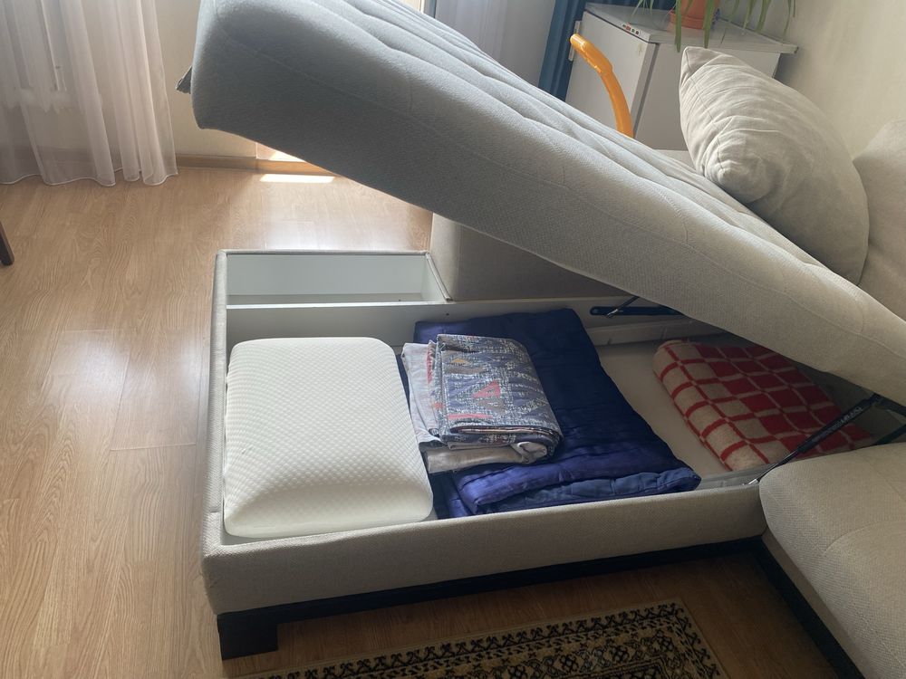 Диван IKEA в отличном состоянии