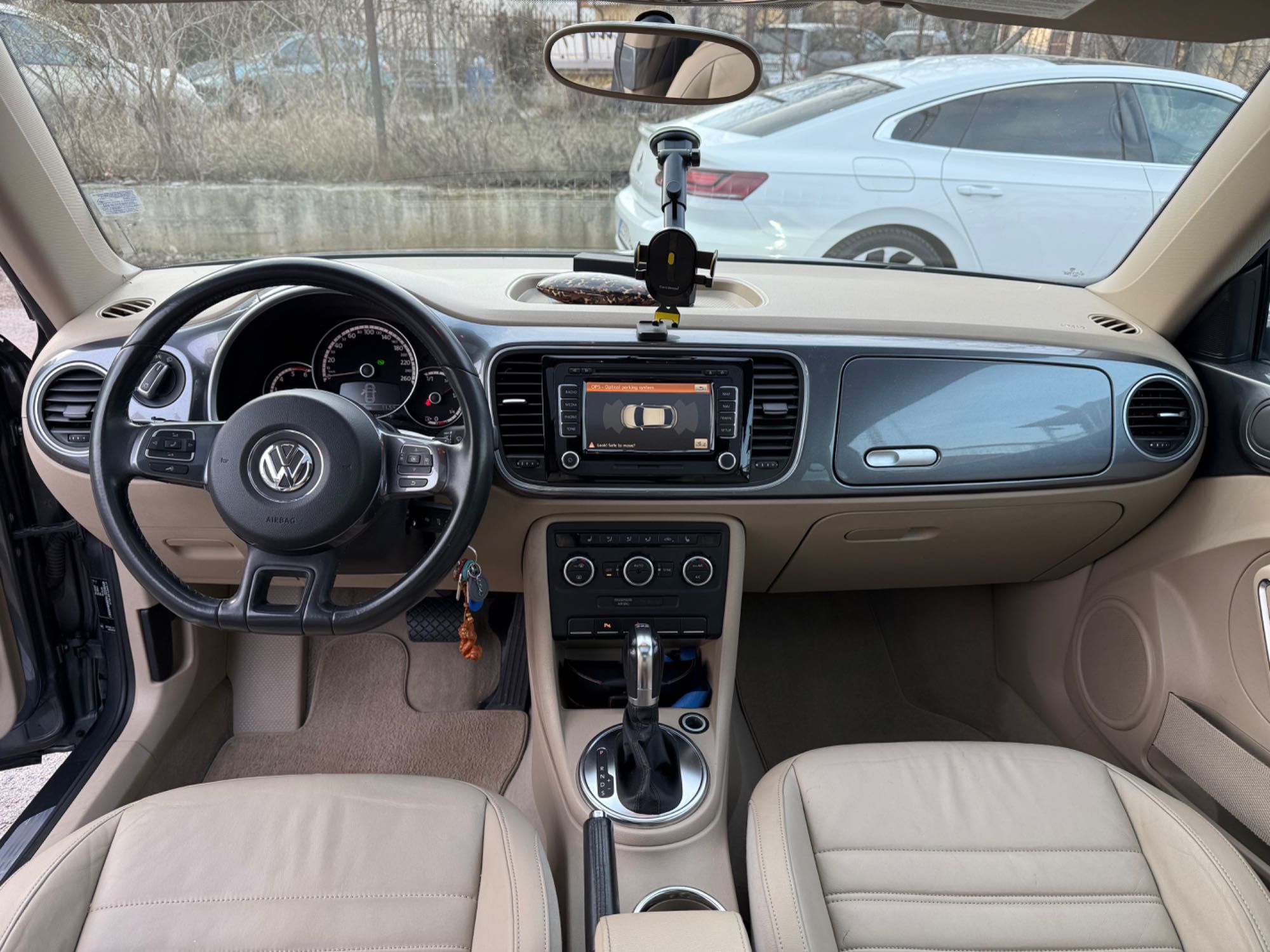 VW Beetle 2.0TDI Desing/DSG/Автопилот/Кожа/Подгрев/LED/Xenon