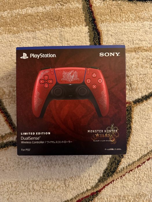 Pachet 2 controllere Ps5 + Assassins Creed Mirage Steelbook