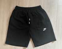 Черен къс панталон Nike- XL размер