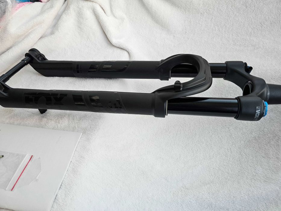 Furca noua FOX 32 SC 29 Performance 100MM Grip remote boost 15X110