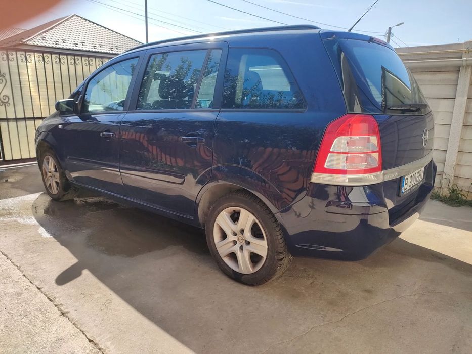 Opel Zafira Zafira 1.6 Benzina - 2008 - 7 Locuri