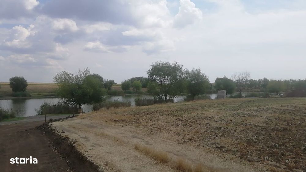 Teren Intravilan 500 mp, Vedere la Lac, Rate la Dezvoltator