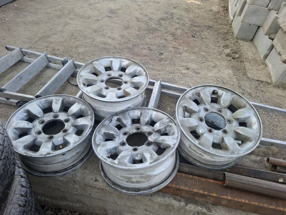 Продам диски от делики R15