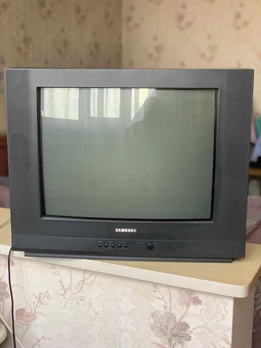 Телевизор Самсунг продам