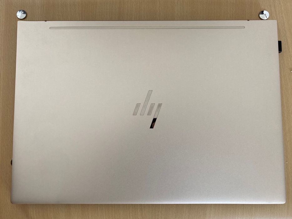 HP Envy i7 a 10 a generație