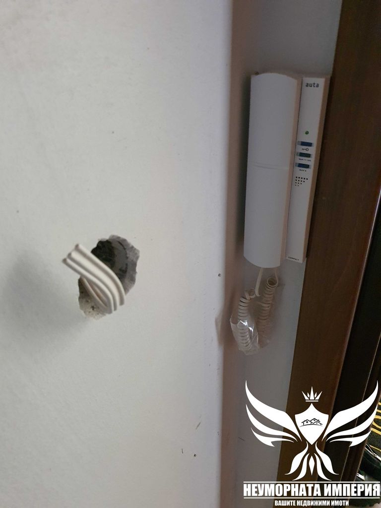Продава се Тристаен апартамент в Асеновград - 100 кв.м за 1060 €/кв.м - Снимка #14