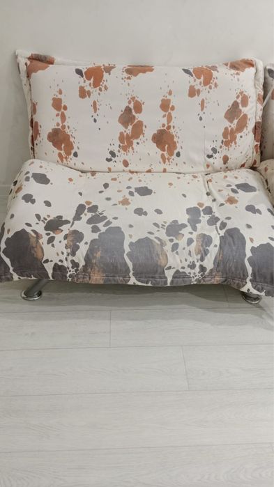 Продам диван и 2 кресла