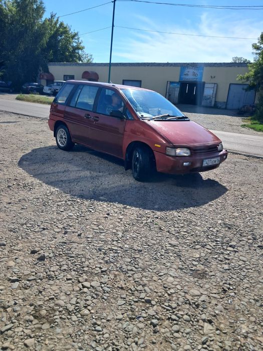 Продам Nissan Prairie 1994