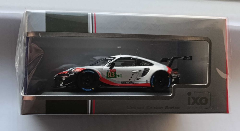 Macheta Porsche 911 RSR #93 Le Mans 2018 - IXO Premium 1/43