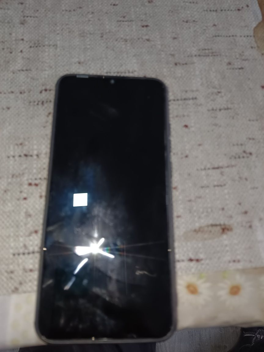 Samsung A03 xolati yaxshi