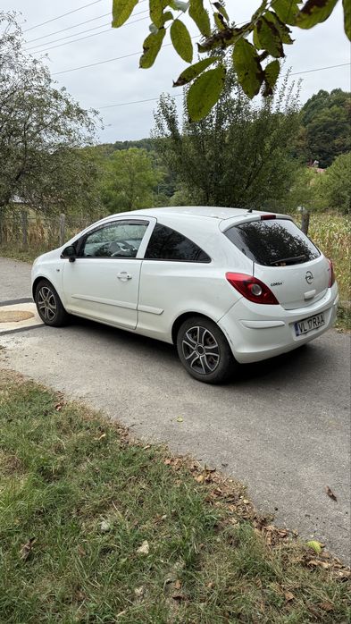 Opel corsa 1.3 cdti 75cp an 2006