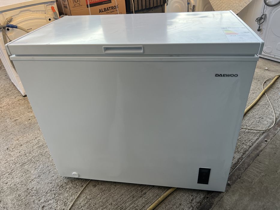 Lada frigorifica Daewoo 250 litri