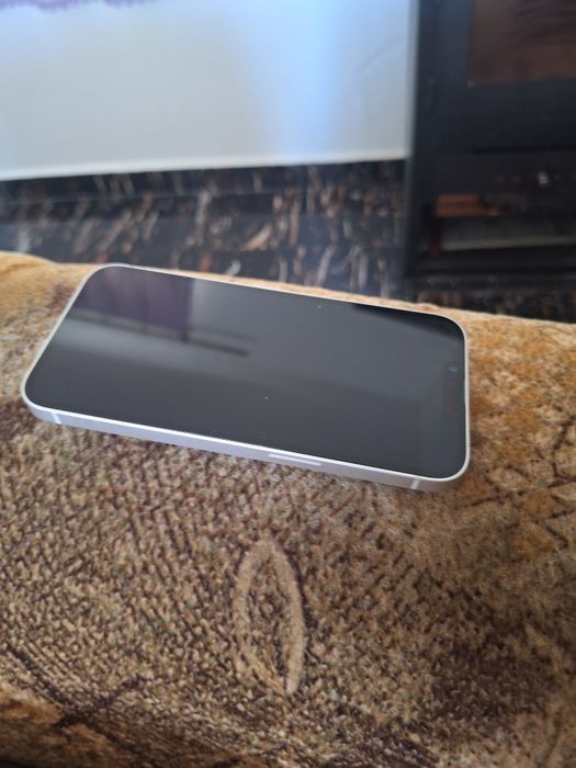 Iphone 13  100% baterie