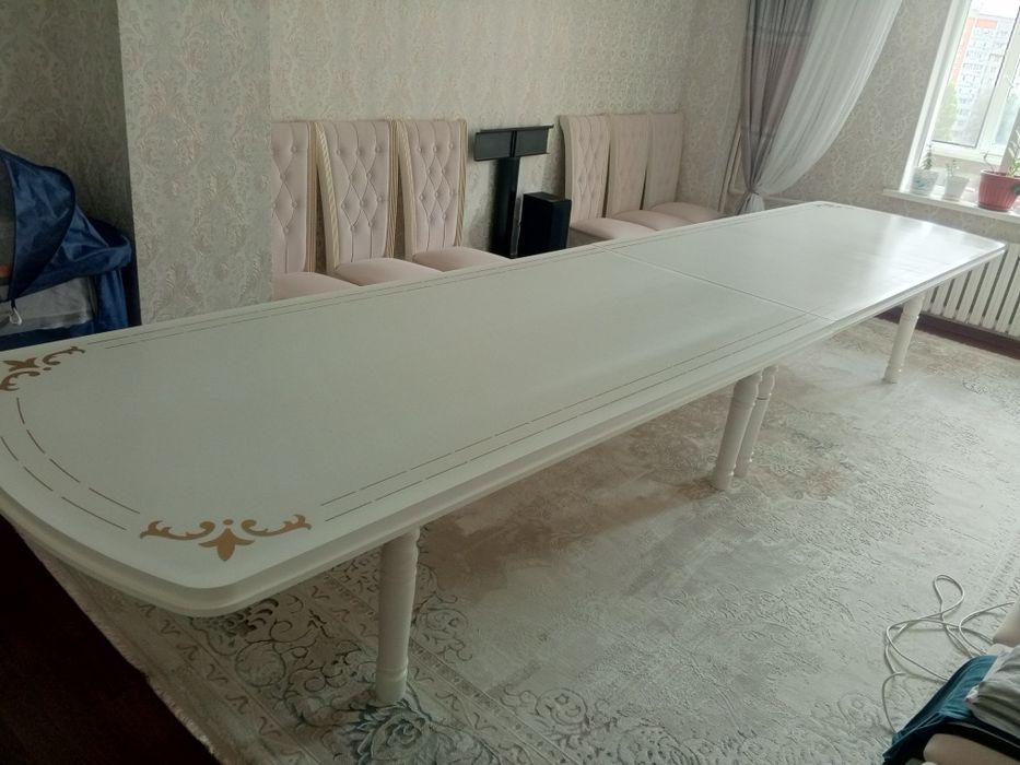 Продам стол и стулья