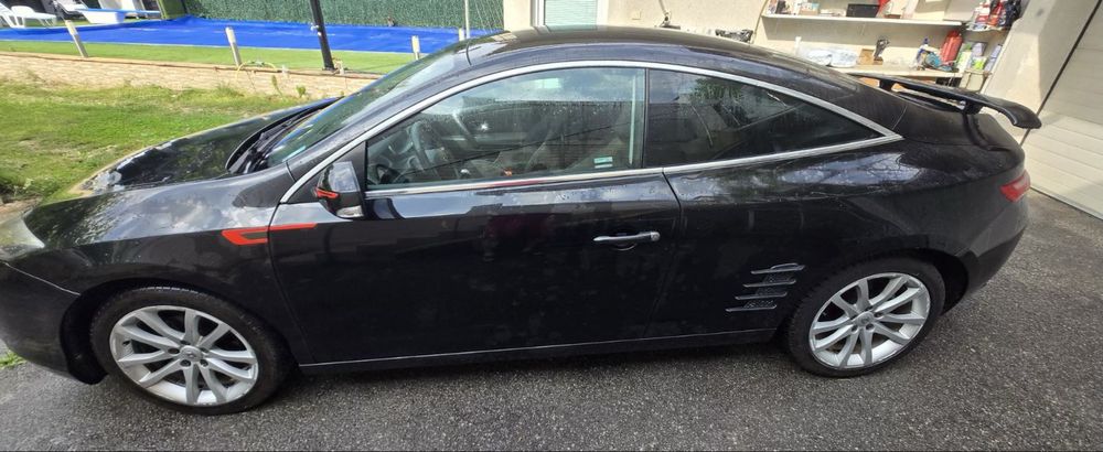 Renault Laguna Coupe 2010 СПЕШНО