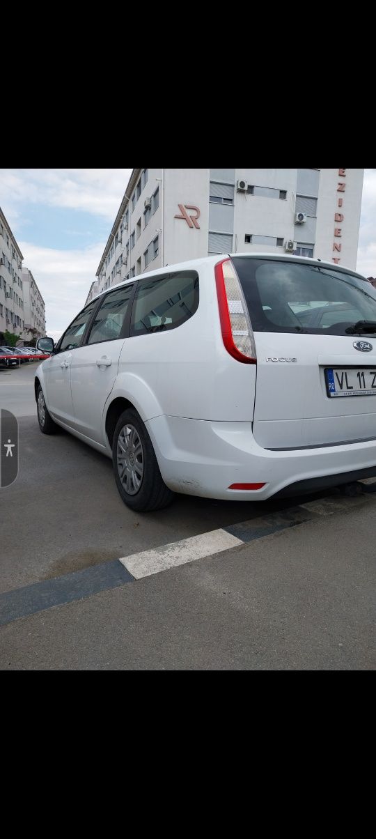 Vând Ford Focus 1,6 TDCI