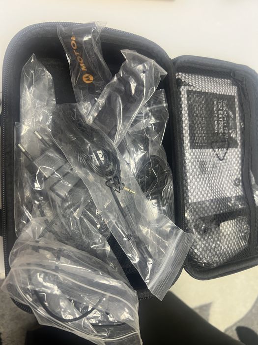 Set 2x Stații Walkie-Talkie Motorola Talkabout T82 Extreme