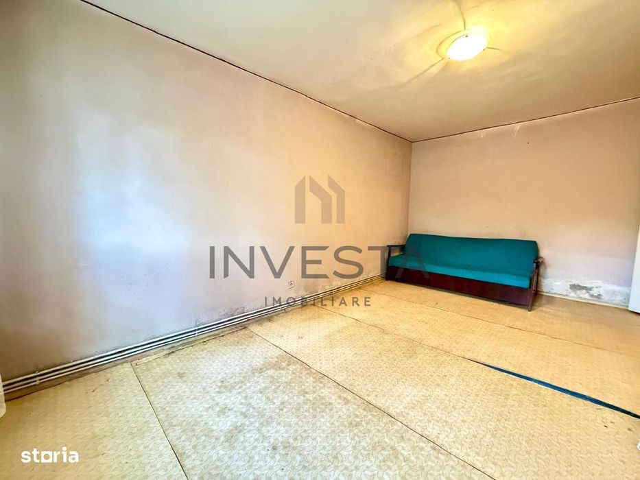 De vanzare apartament cu 3 camere pe strada Izlazului!