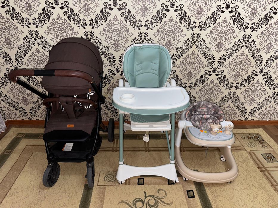 стол для кормления, коляска, ходунок