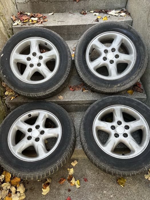 Джанти с гуми от Toyota RAV 4