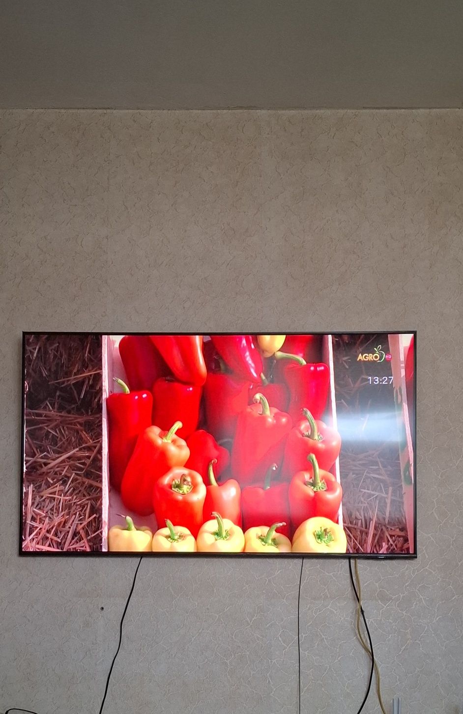 Продавам Samsung QLED Smart 55inch