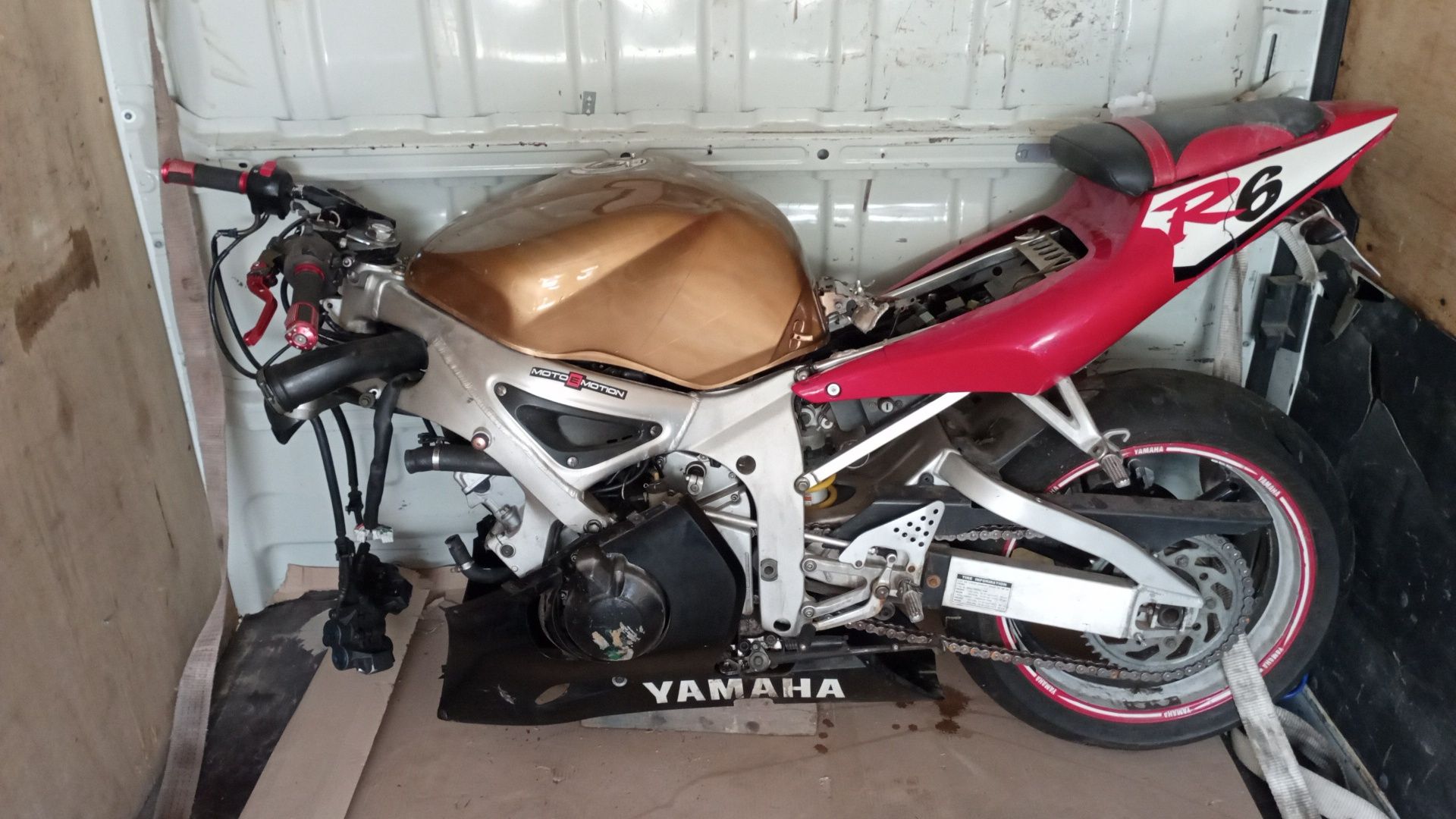 Piese Yamaha r6 1999-2002