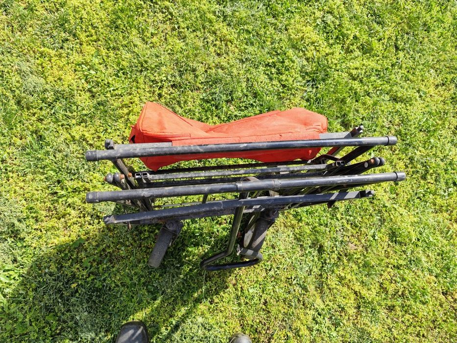 Cărucior pliabil metalic